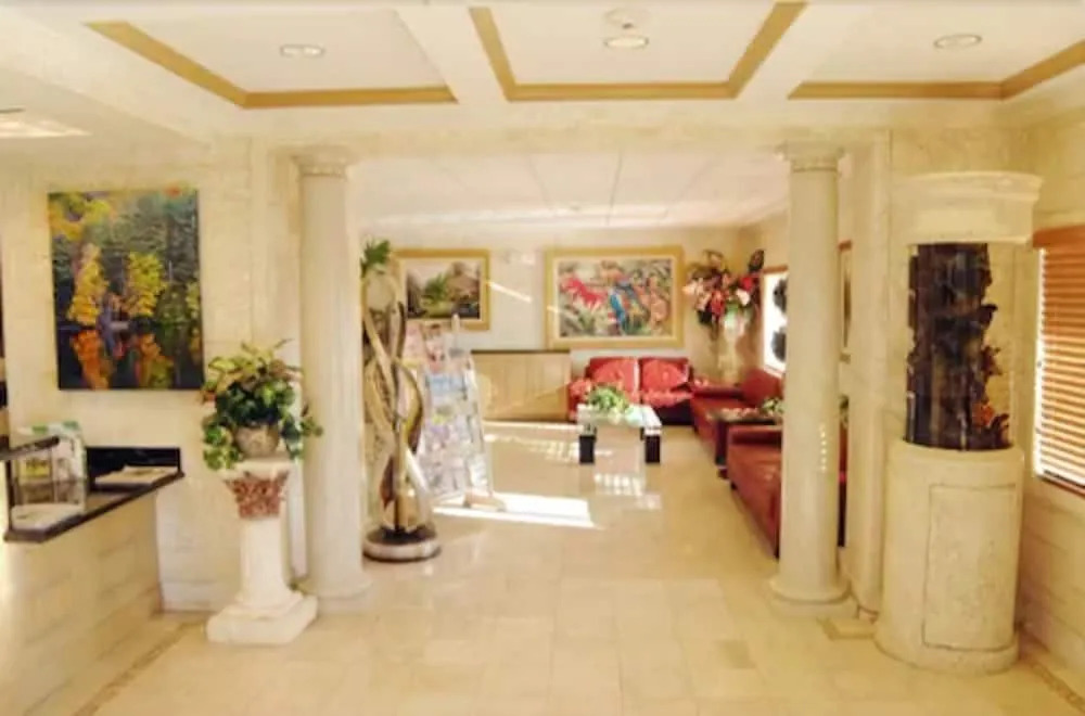 Royal Inn Hotel
