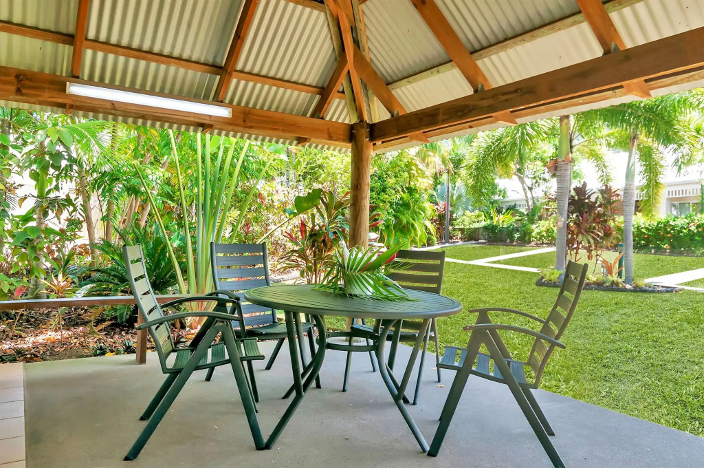 The Villas Palm Cove-PRIVATE POOL in each villa