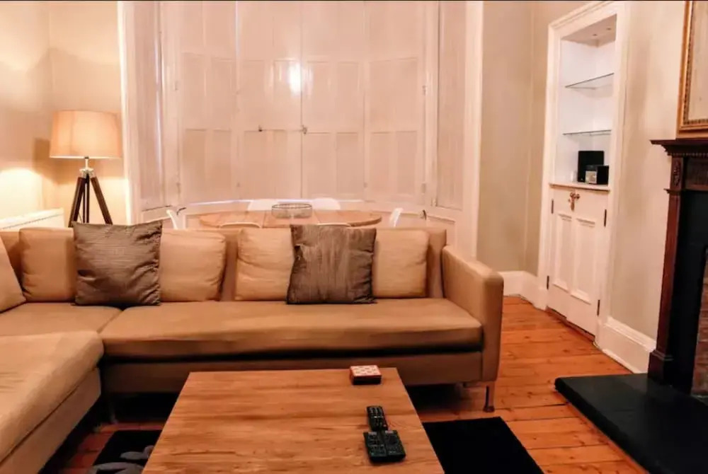 2 Bedroom, 2 Bathroom Apartment In New Town