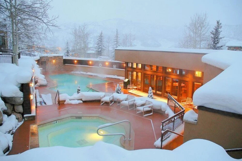 Luxury Ski In, Ski Out 2 Bedroom Colorado Vacation Rental Steps From The Ski Slopes With Hot Tub And Pool