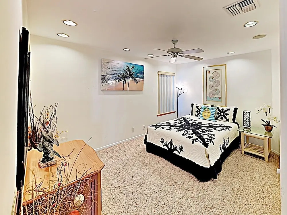 New Listing! Kona Sunset Hale W/ Ocean Views 3 Bedroom Home