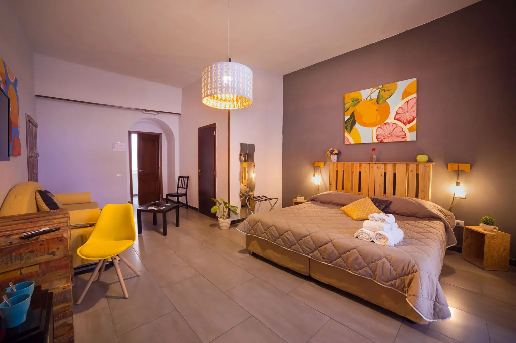 Le 4 Stagioni Dante H Napoli Centro, by ClaPa Group