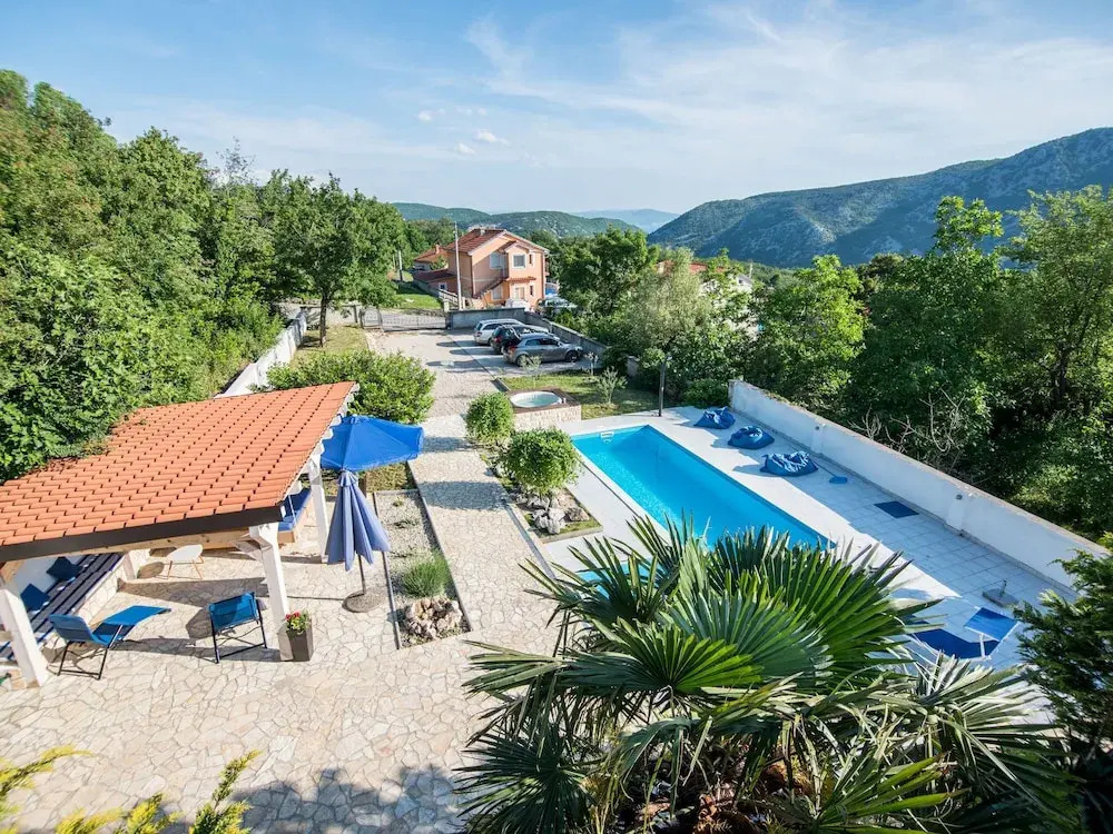 Wonderful Villa With Private Pool Surrounded by Nature