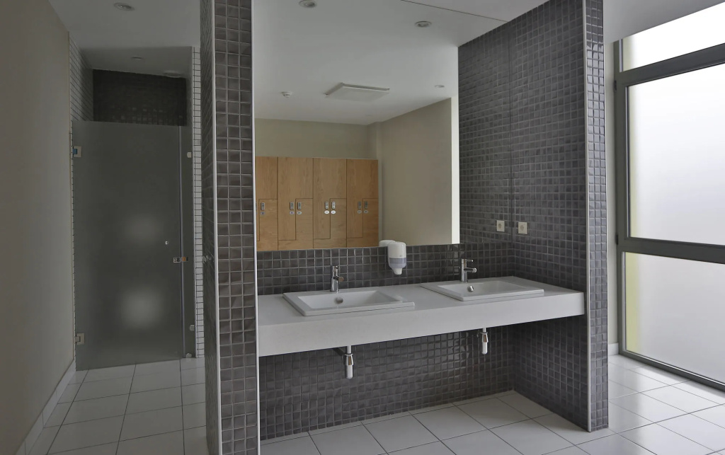 HomeBridge Hotel Apartments
