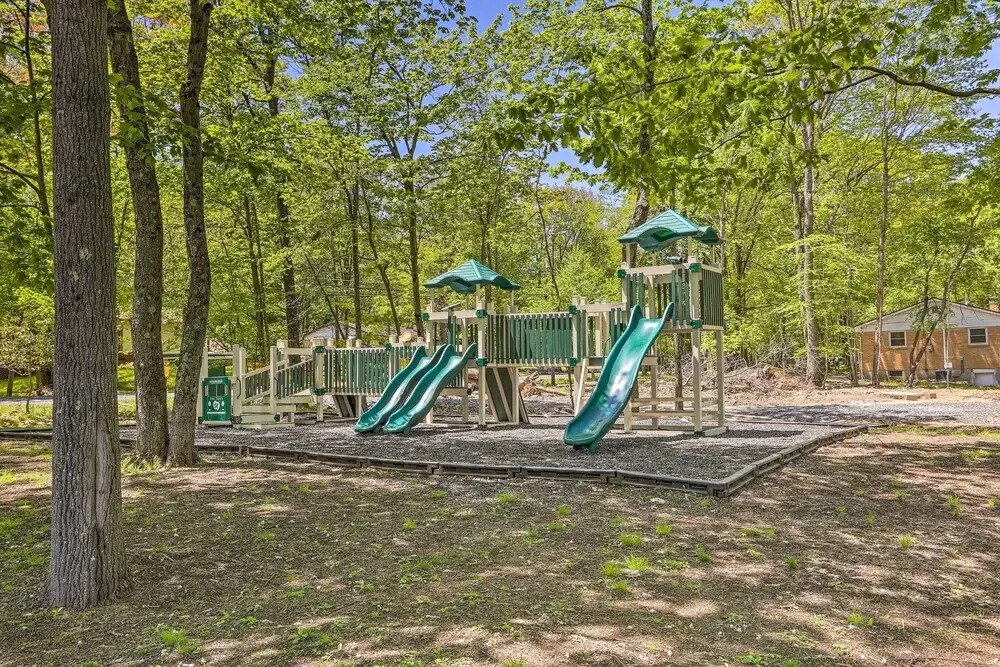 Walk to Lake: Game Room Getaway in Pocono Summit!