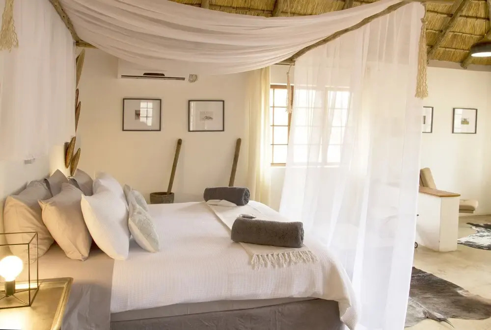 Tusk Bush Lodge