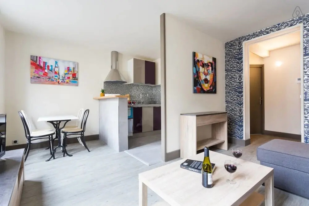 Bright Renovated Parisian Apartment