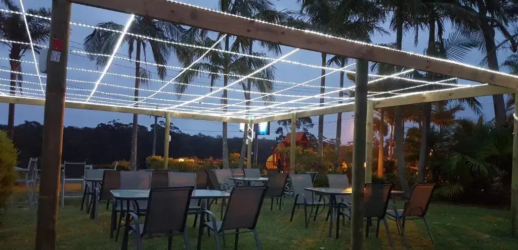 Tabourie Lake Motor Inn