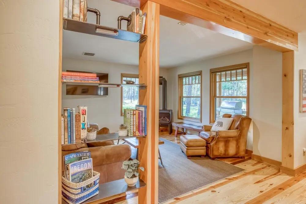 The Settle Inn Riverfront Retreat