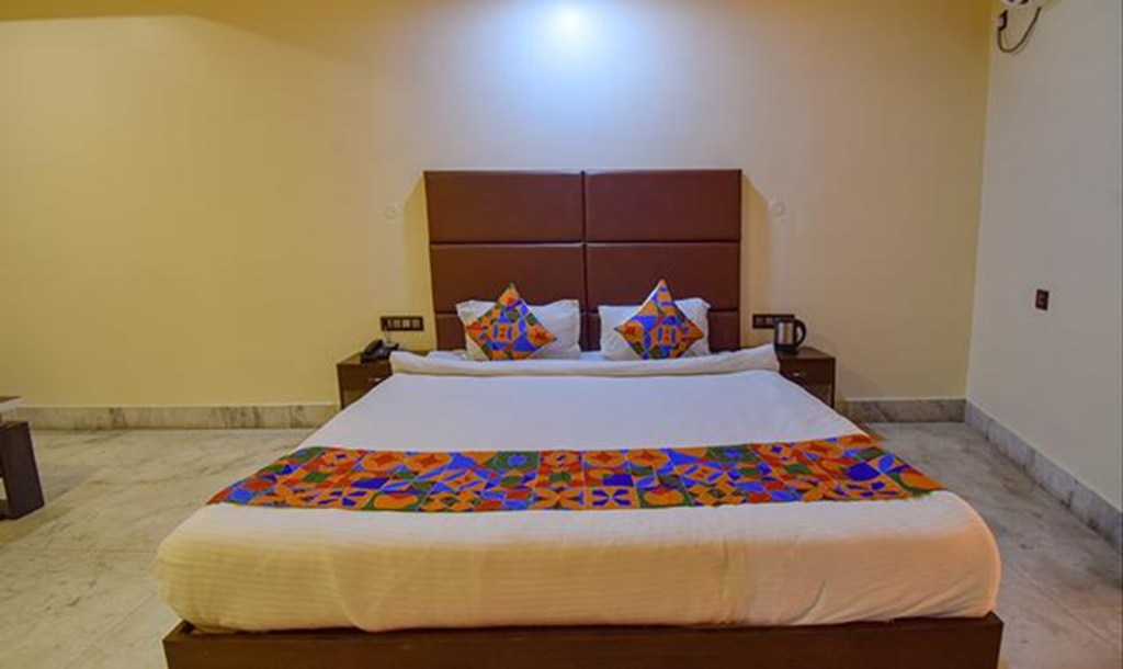 FabHotel Red Rose - Nr IIT Guwahati