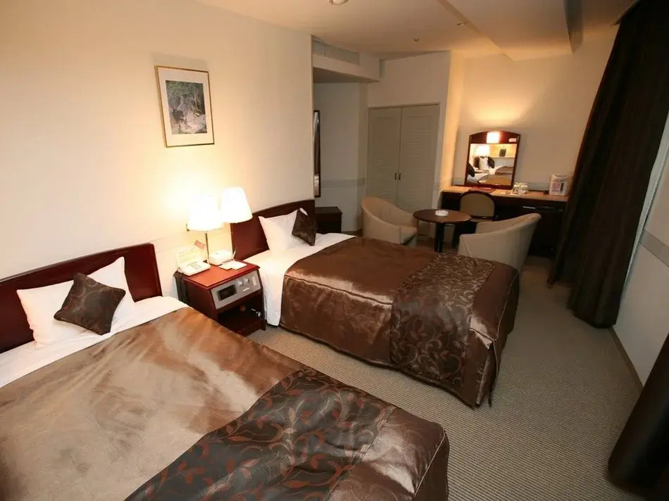 Andiamo Partenza Hotel Hashima