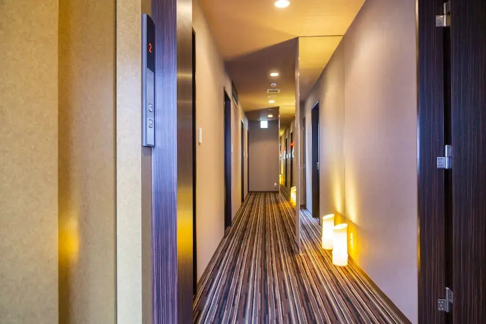 Floral Hotel - Nihonbashi Osaka