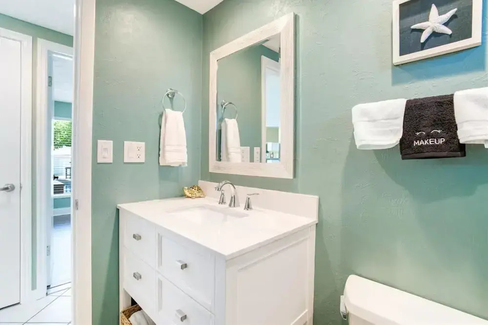 Luxe 3BR Siesta Key Home Pool
