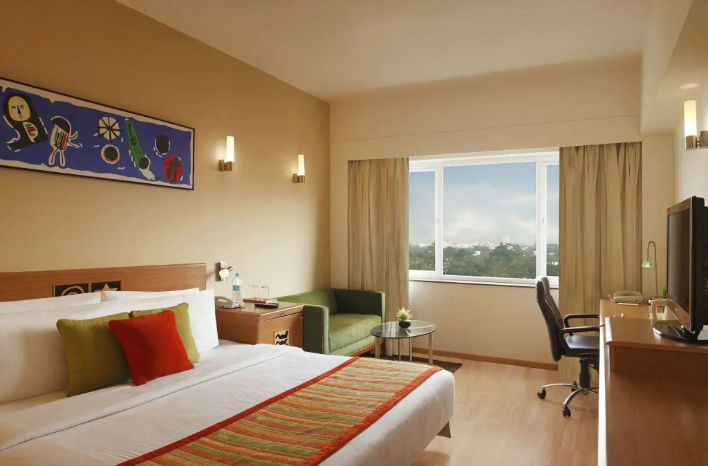 Lemon Tree Hotel, East Delhi Mall, Kaushambi