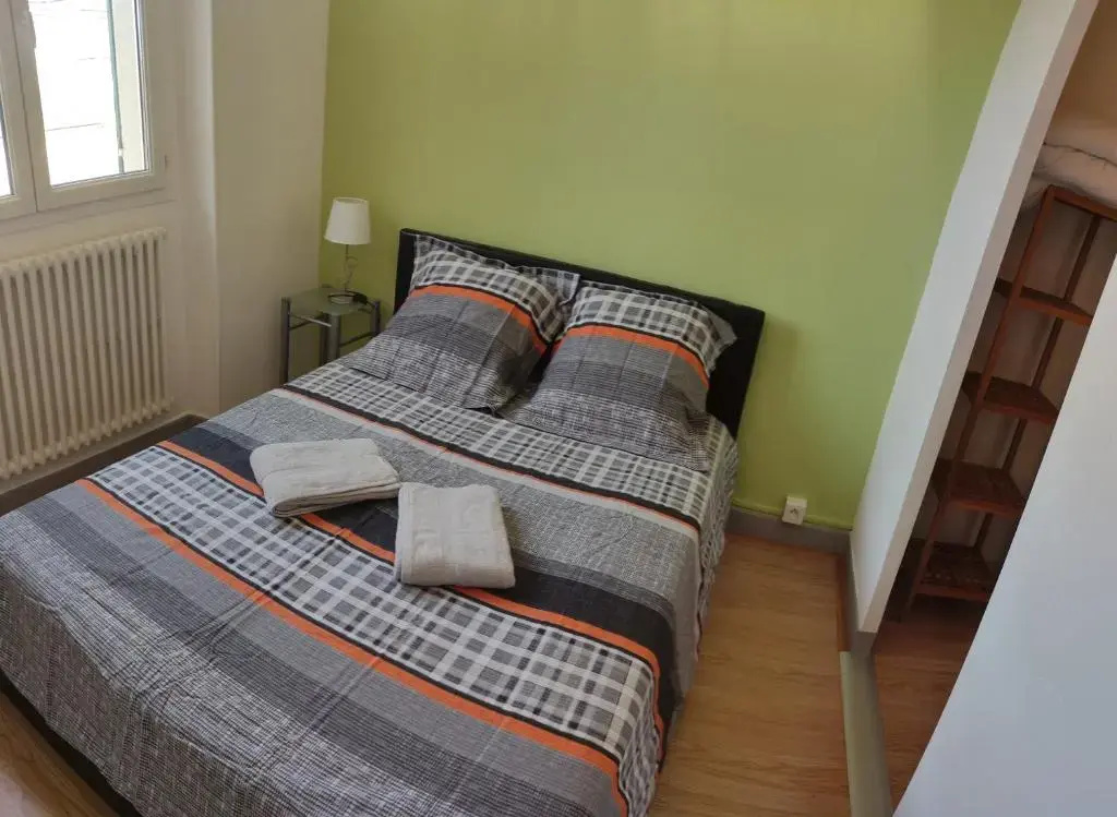Appt 3 chambres 10mn à pied des remparts - Appt 3 rooms 10mn walk of Avignon ramparts