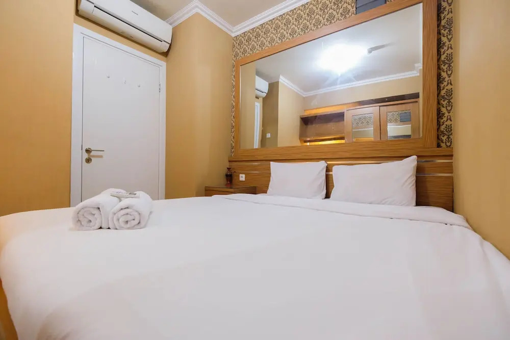 Cozy Stay 2BR @ Green Pramuka Apartment