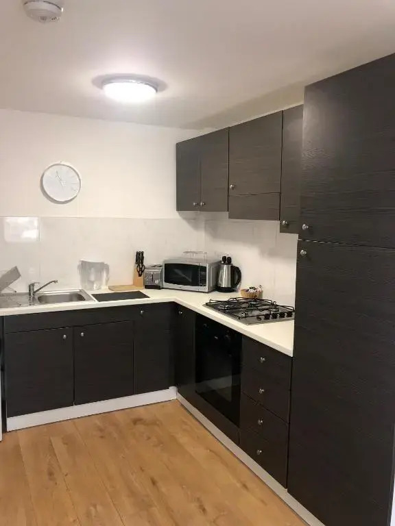 2 Bedroom Large First Floor Apartment with FREE Parking