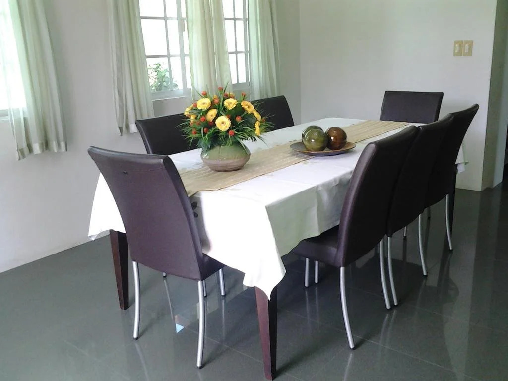 Sir Nico Guesthouse and Resort