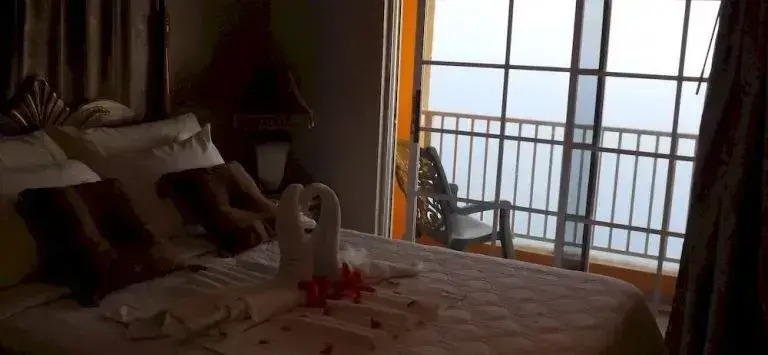 Ocean Breeze Hotel