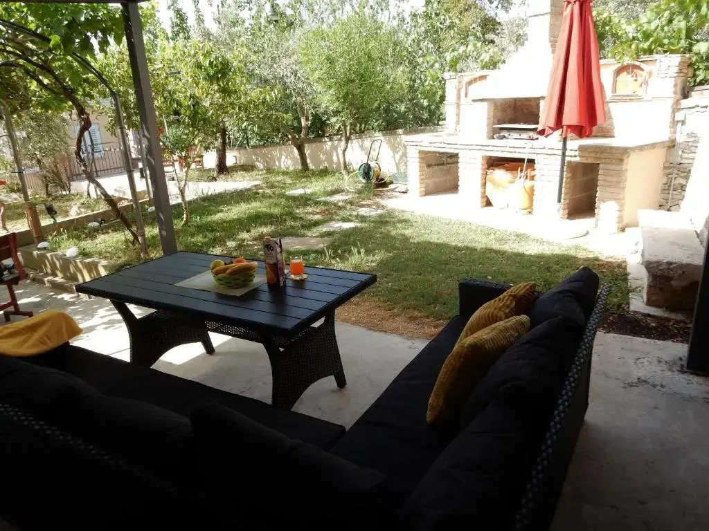 Modern Antique apartment's Villa Castropola 8, located in Center of Pula