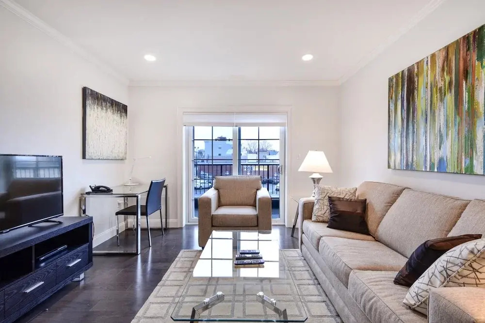 Bluebird Suites on L Street