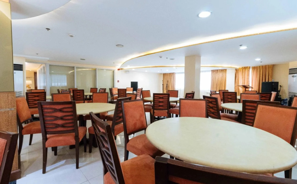 RedDoorz Plus near Vito Cruz Manila