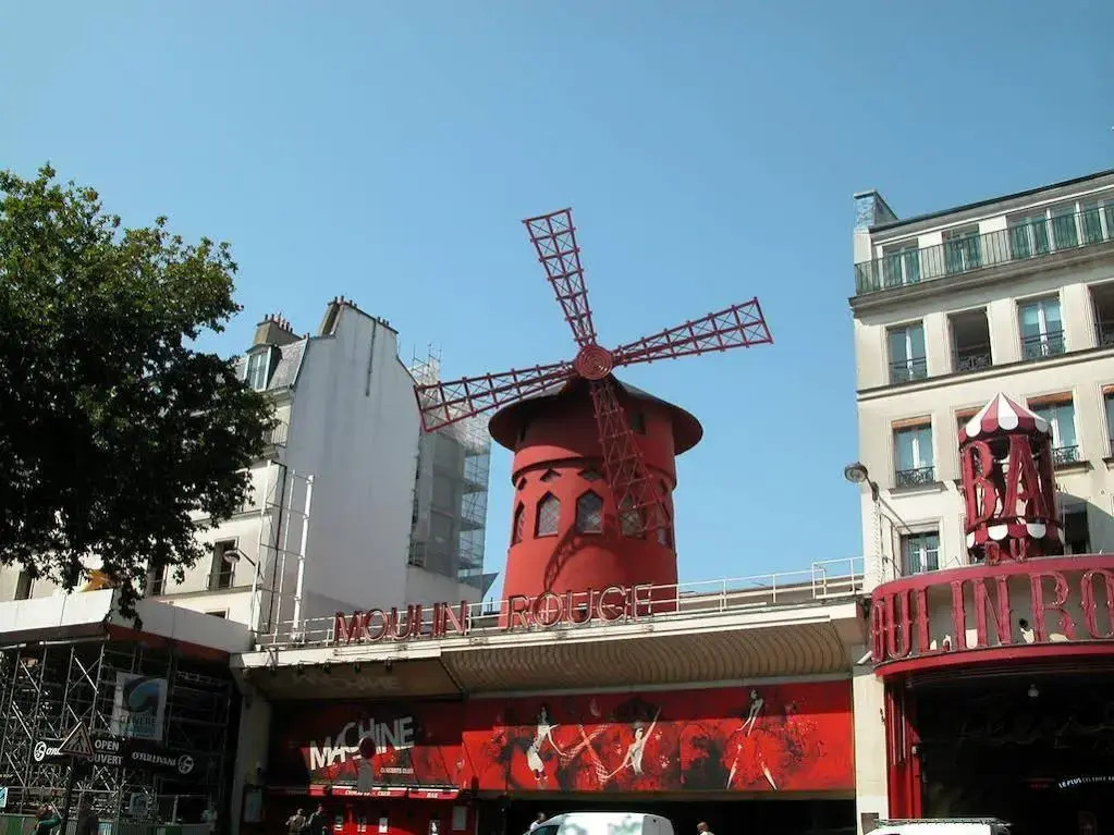 Moulin Rouge Backstage