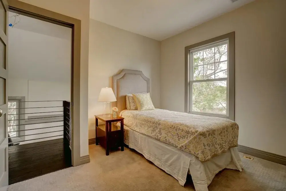 Heart of Denver Luxury Living 3 Bd 2.5 Ba