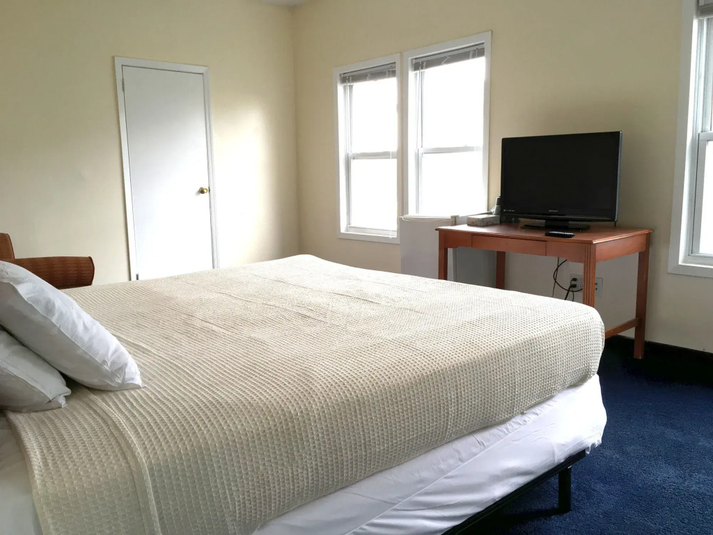 The Belmar Inn