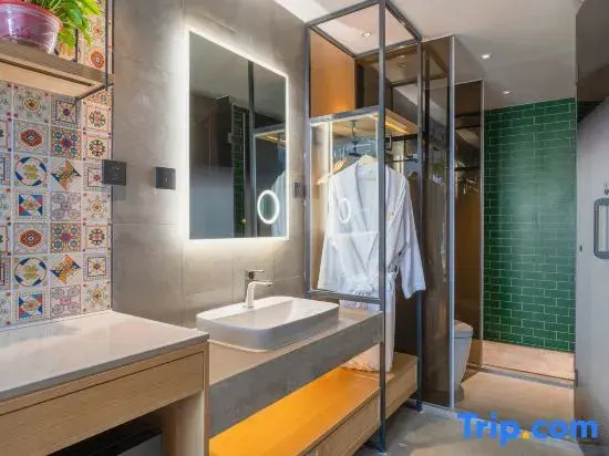 TRUE GO Hotel (Tianjin Wuqing High-speed Railway Station Florence Town)