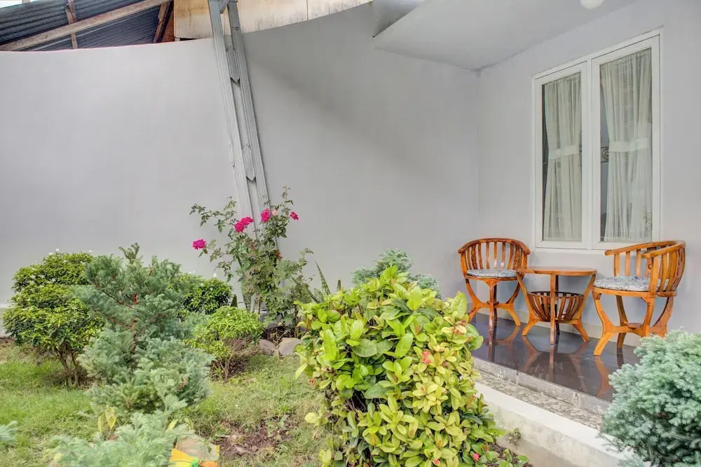 Wisma Yani Syariah by OYO Rooms