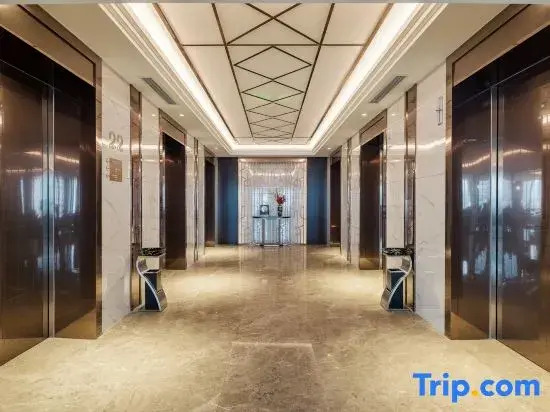 Отель ZhongJian-Jinjiang Metropolo Chengdu Chunxi Road Tai Koo Li
