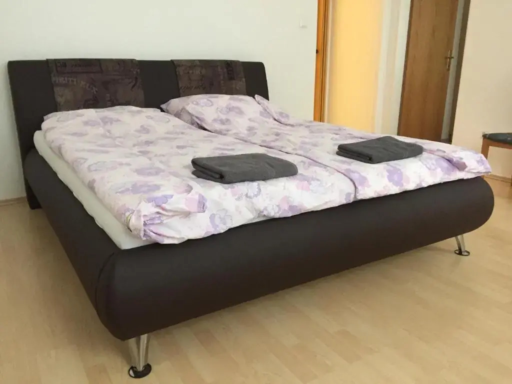 1030 Cozy apartment 2 - 8min to city center