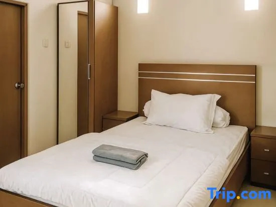 House of Felix - Surabaya Guest House