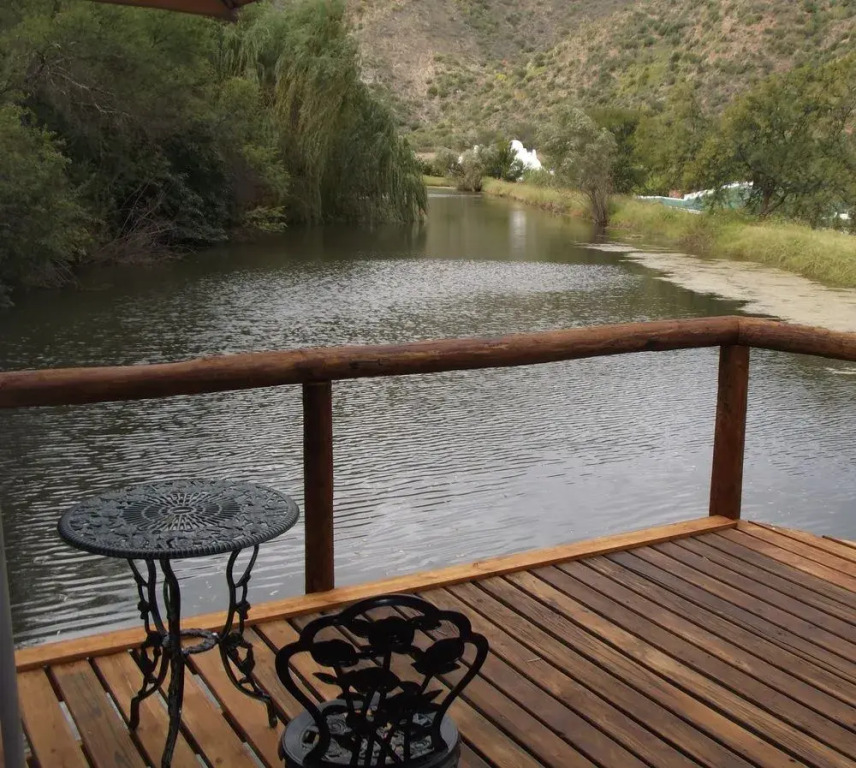 Old Mill Lodge, Seasonal Working Ostrich Farm & Restaurant, Oudtshoorn