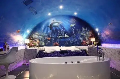 Wuhan U and I Theme Hotel