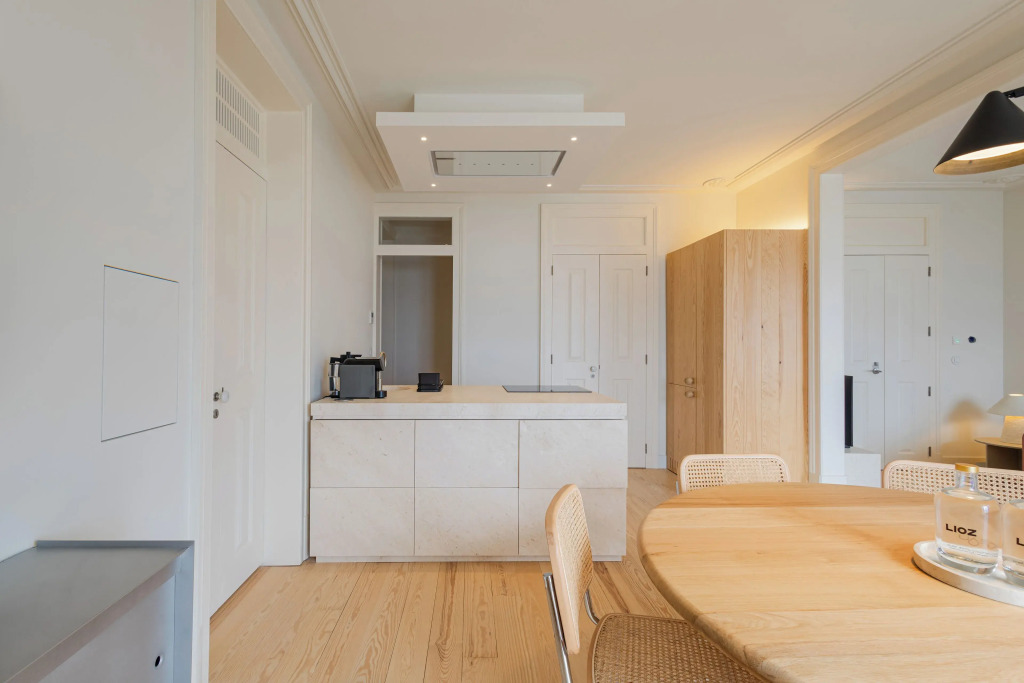 LIOZ Hotel & Apartments