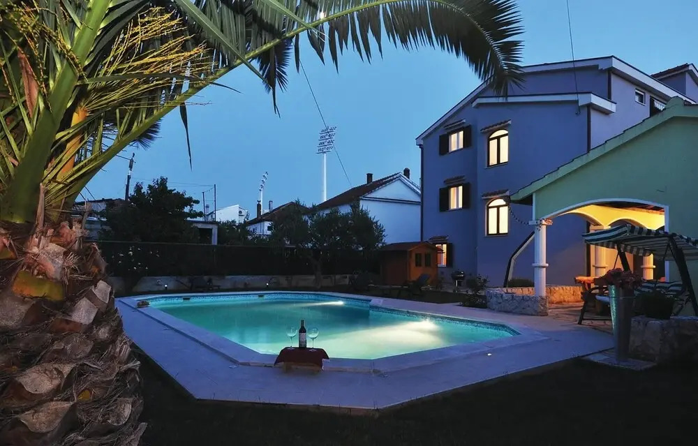 Stunning Apartment in Zadar With 2 Bedrooms, Wifi and Outdoor Swimming Pool
