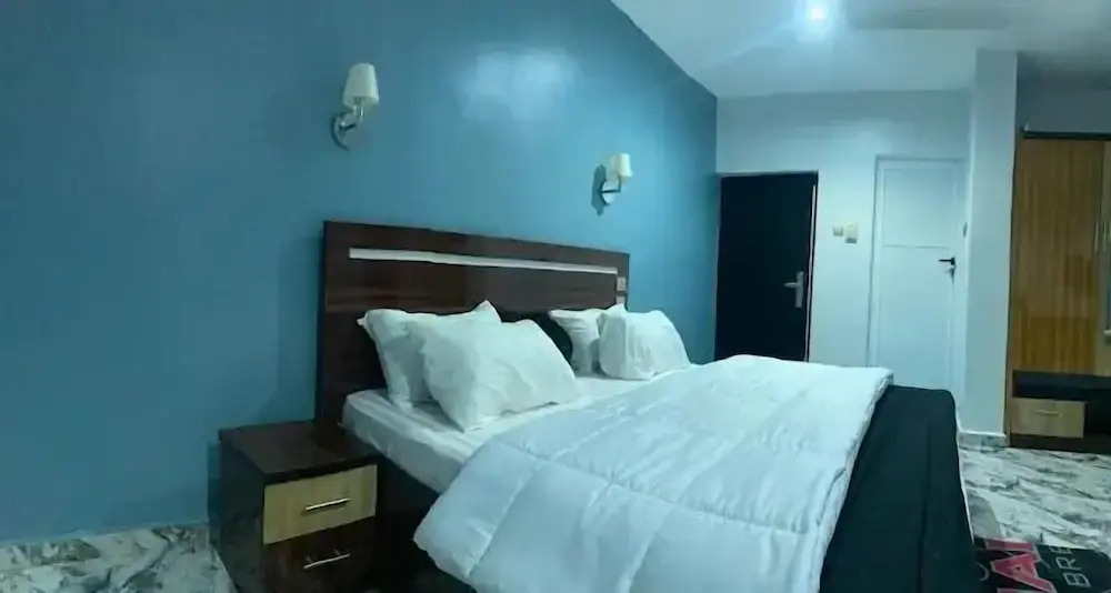 Mojo  Hotel