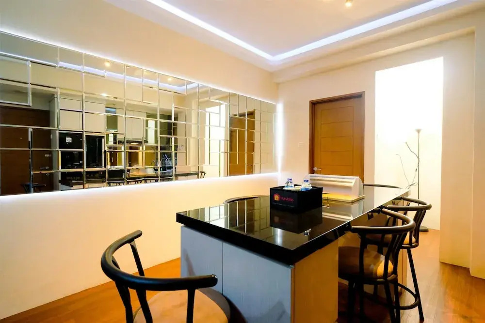 Comfy 2Br Gading Greenhill Apartment