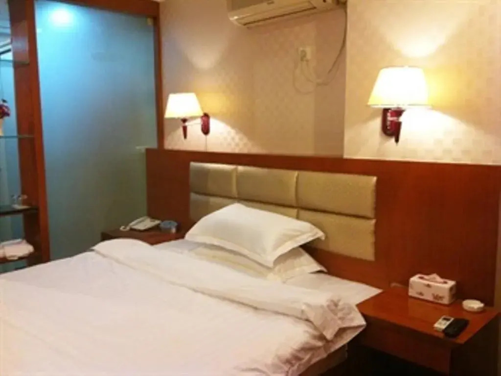 Golden Flower Hotel