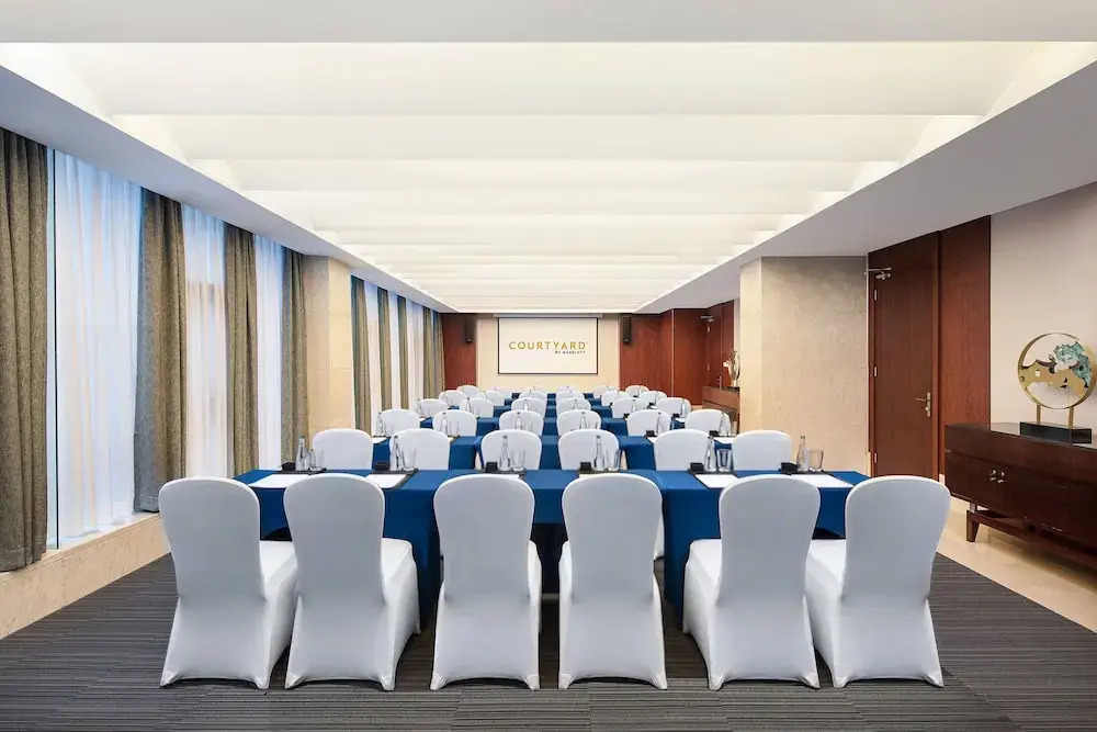 Courtyard by Marriott Wuxi Lihu Lake