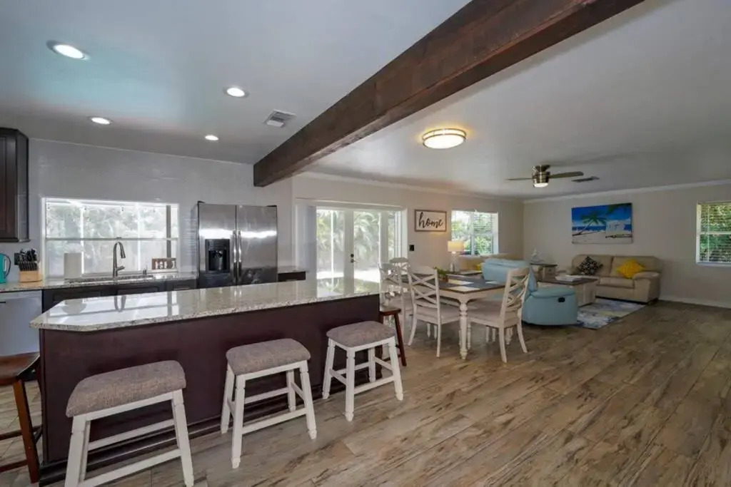 Heated Pool Home - Close to Beaches, Restaurants & More!