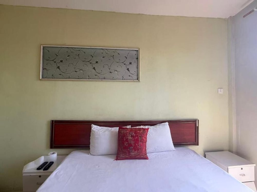 Huayun Primier Hotel