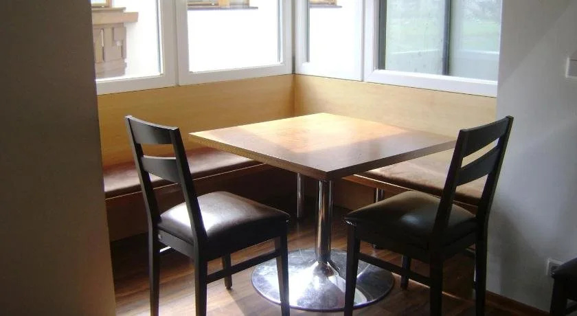 Almandin Apartments