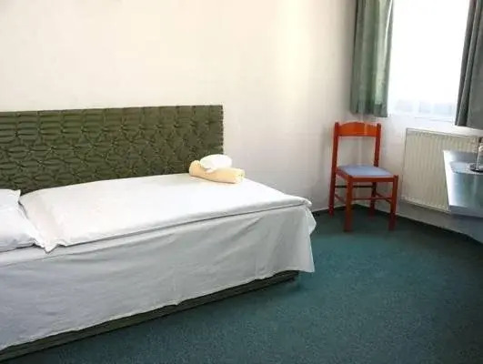 Kálvária-Rácz Hotel
