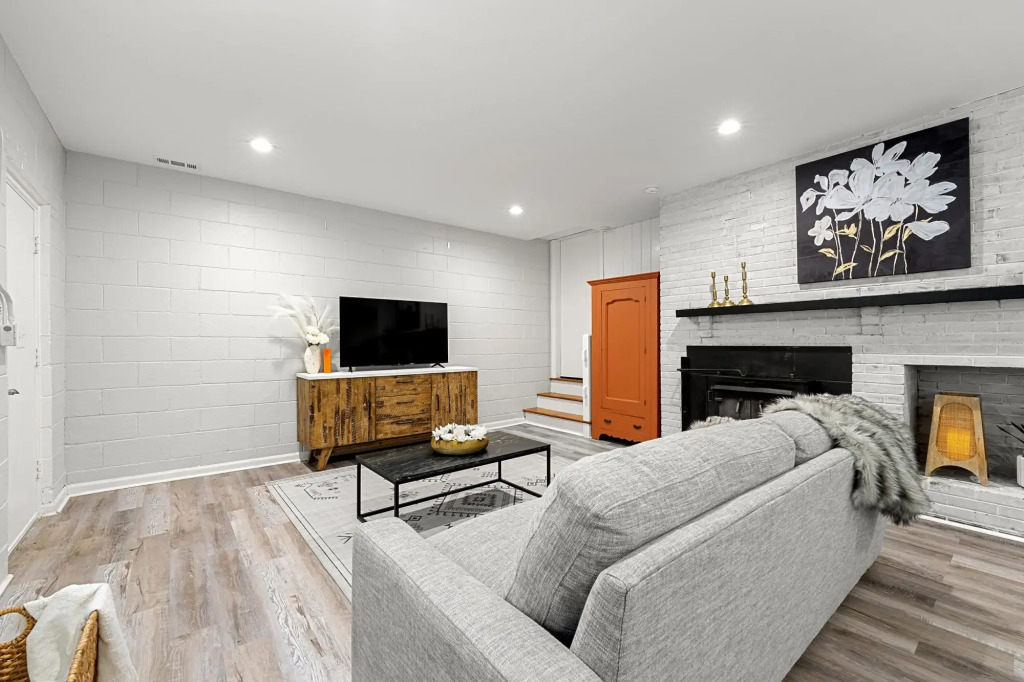 1101 Norwood Unit C