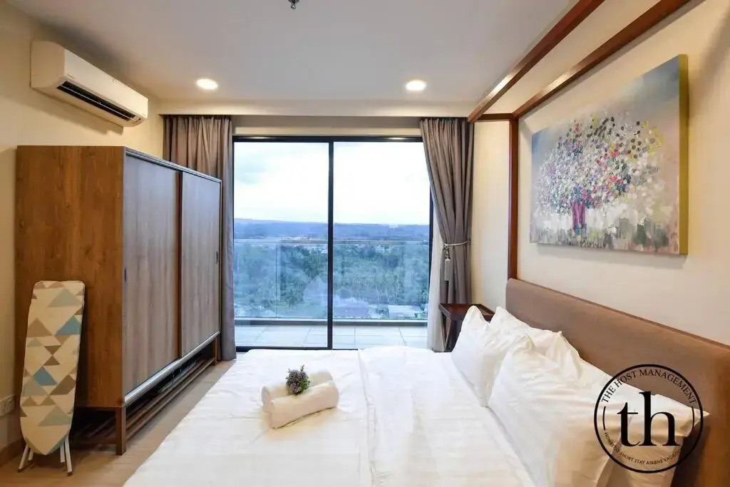Timurbay Beach Resort 4paxes (Studio)-12-21