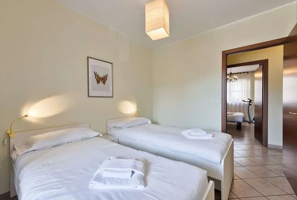 Fortino Roomy Apartment