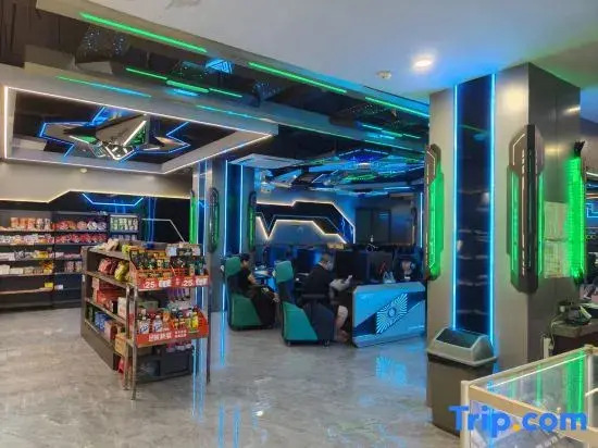 Yizhi Hotel Changgang Metro Station